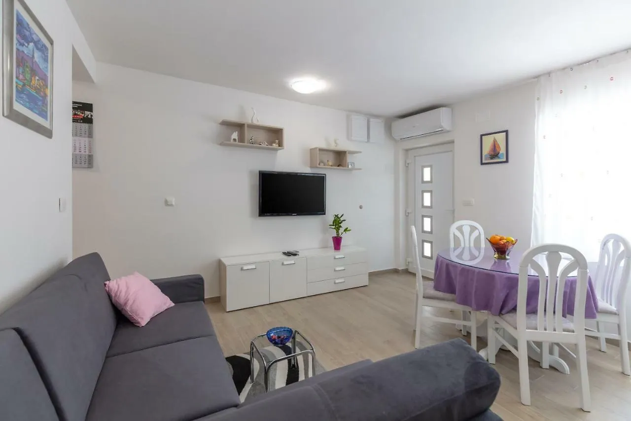 Fully Renovated Apartment Grgo Split Chorvatsko
