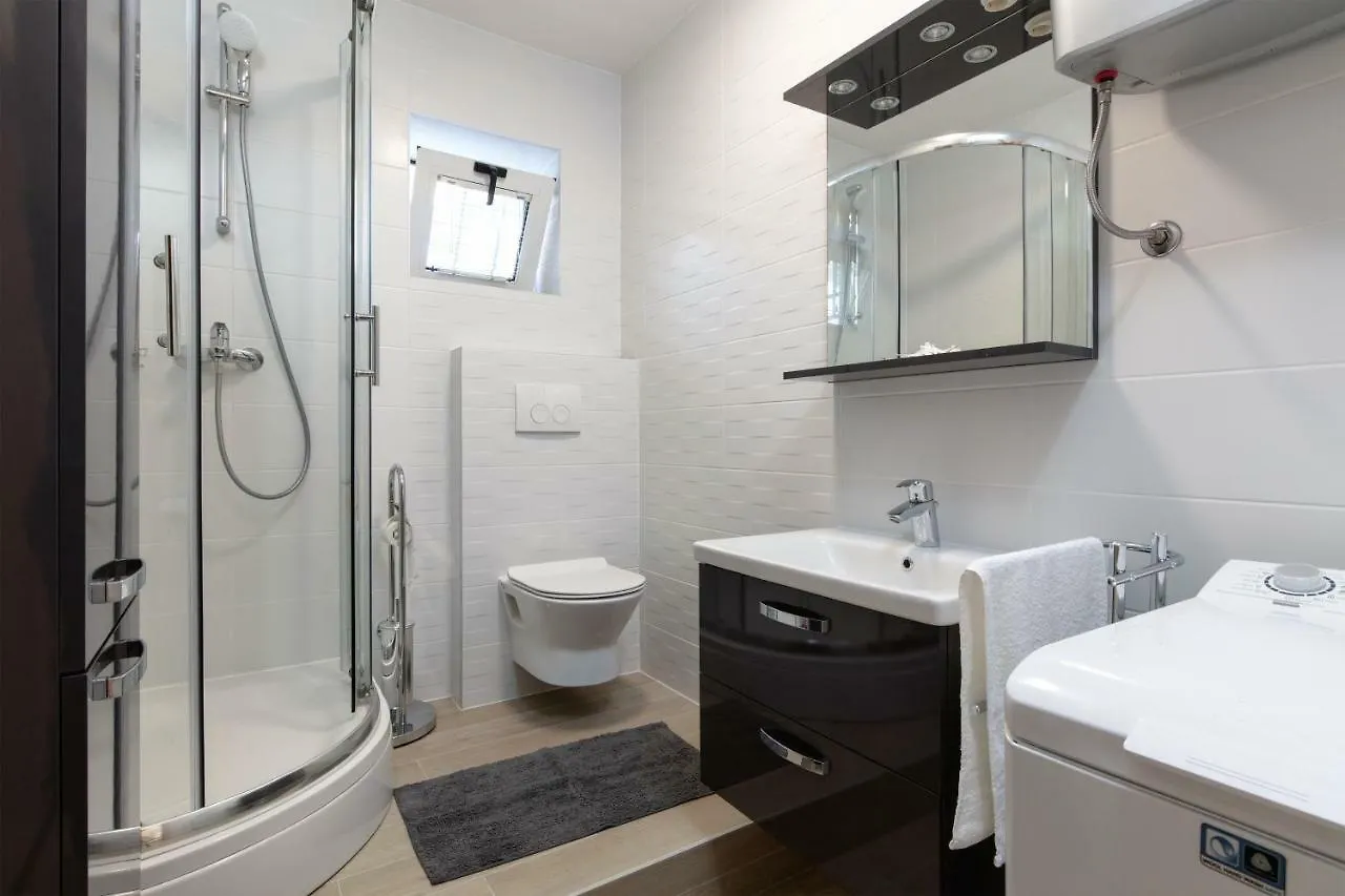 Fully Renovated Apartment Grgo Split